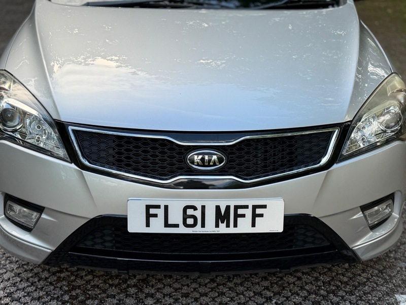 Kia Ceed 1.6 Crdi Ecodynamics 2 Sports Wagon Euro 5 Ss Blue #14