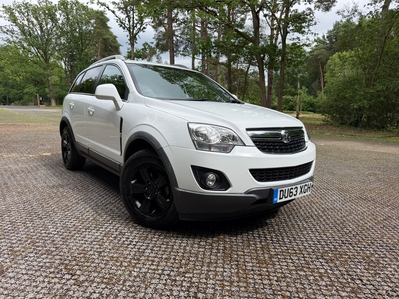 Vauxhall Antara Exclusiv Cdti S S White #2