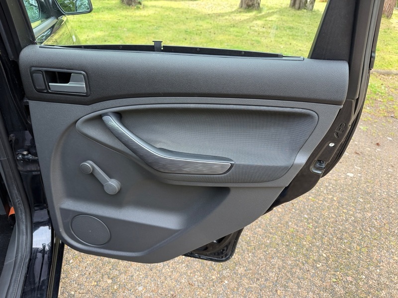 Ford C-Max 1.6 16V Style Mpv 164 Gkm, 99 Silver #45