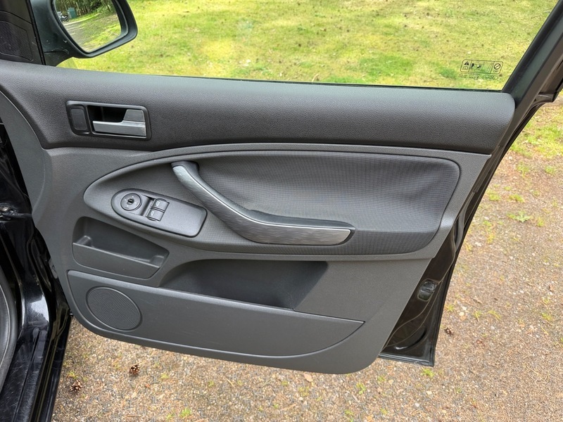 Ford C-Max 1.6 16V Style Mpv 164 Gkm, 99 Silver #43