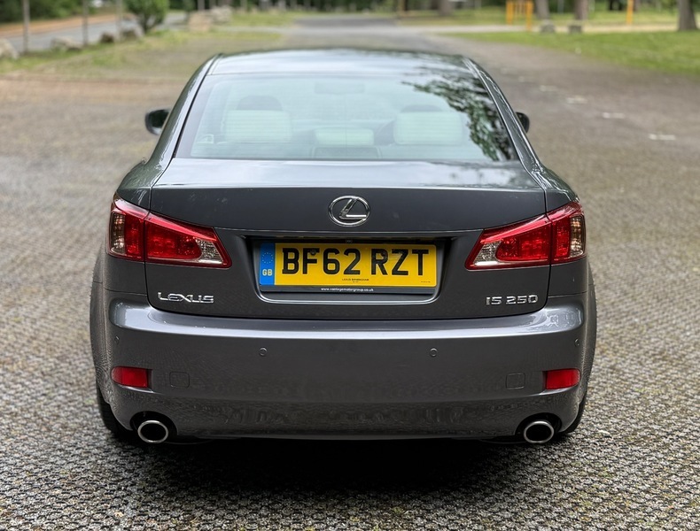 Lexus IS Saloon 2.5 250 V6 Advance Euro 5 201212 Black #12
