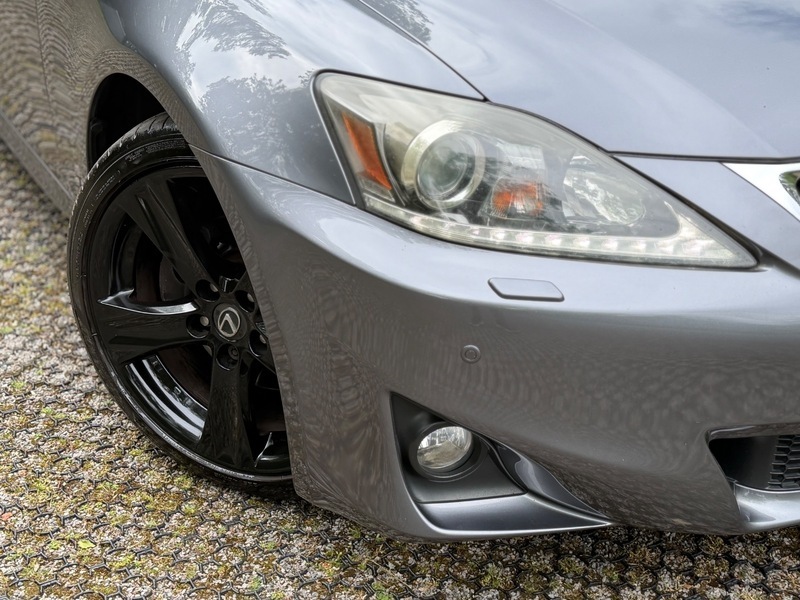 Lexus IS Saloon 2.5 250 V6 Advance Euro 5 201212 Black #24