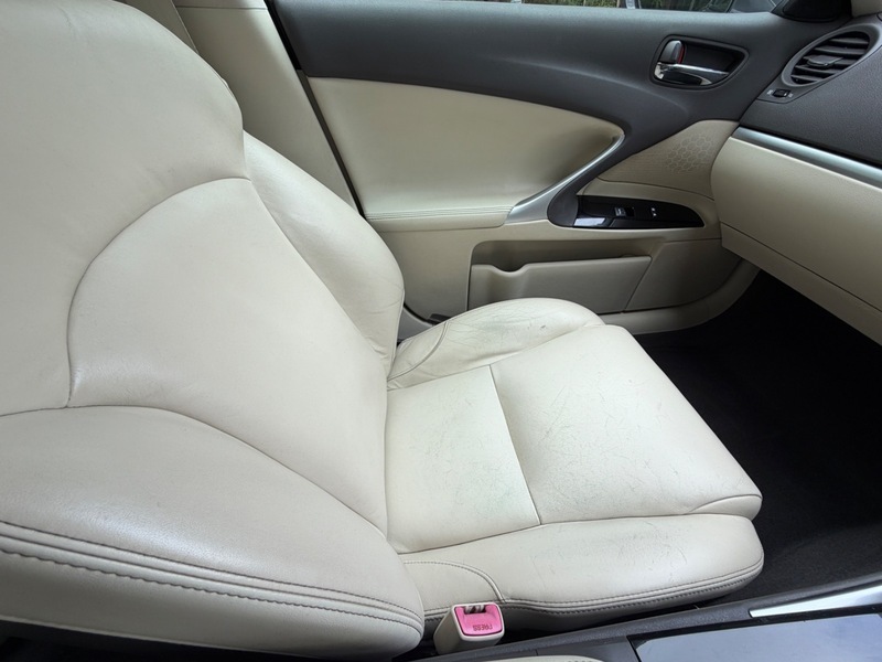 Lexus IS Saloon 2.5 250 V6 Advance Euro 5 201212 Black #53