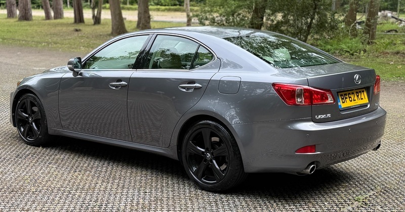 Lexus IS Saloon 2.5 250 V6 Advance Euro 5 201212 Black #11