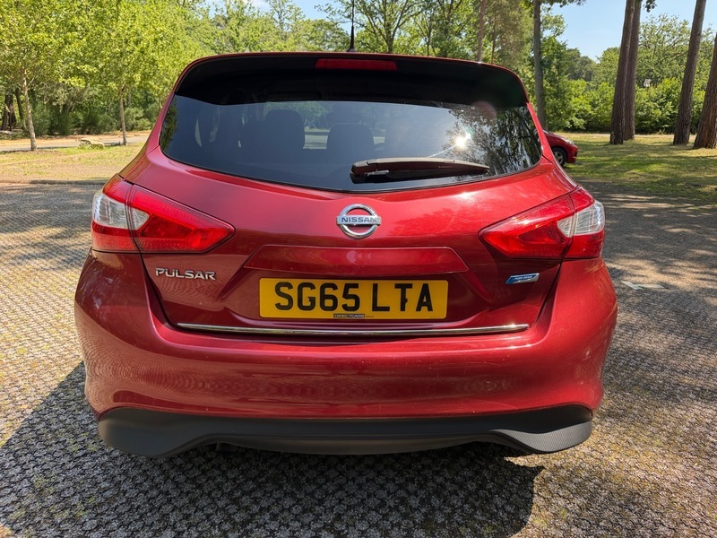 Nissan Pulsar Visia White #13