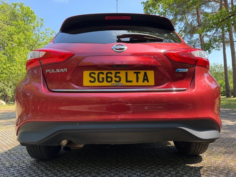 Nissan Pulsar Visia White #15