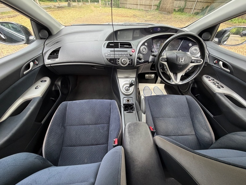 Honda Civic I-vtec Ex I-shift Black #3