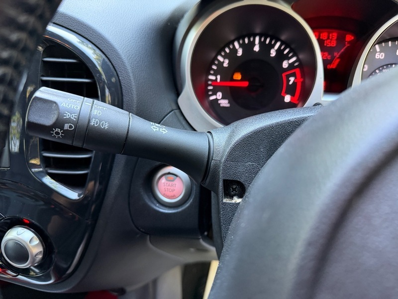 Nissan Juke Suv Red #33