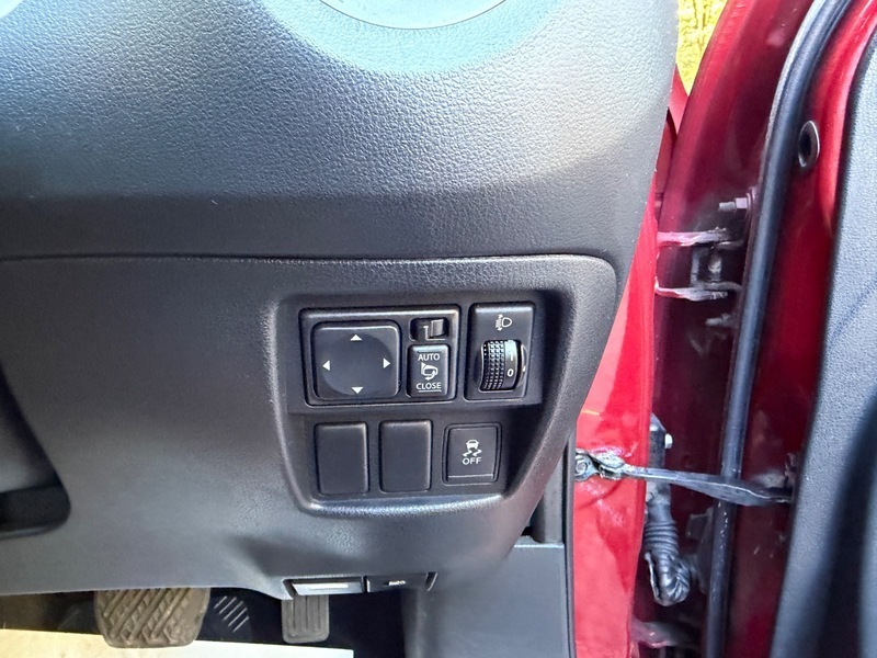 Nissan Juke Suv Red #31