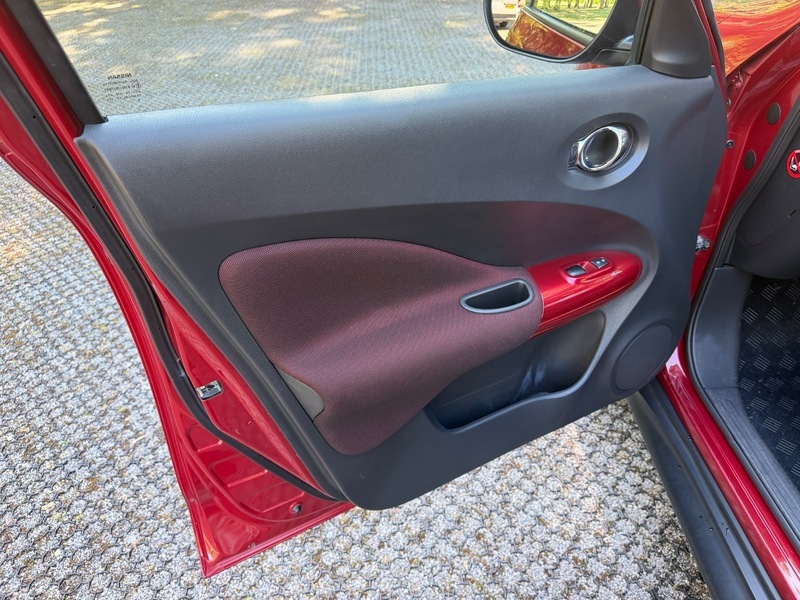 Nissan Juke Suv Red #48