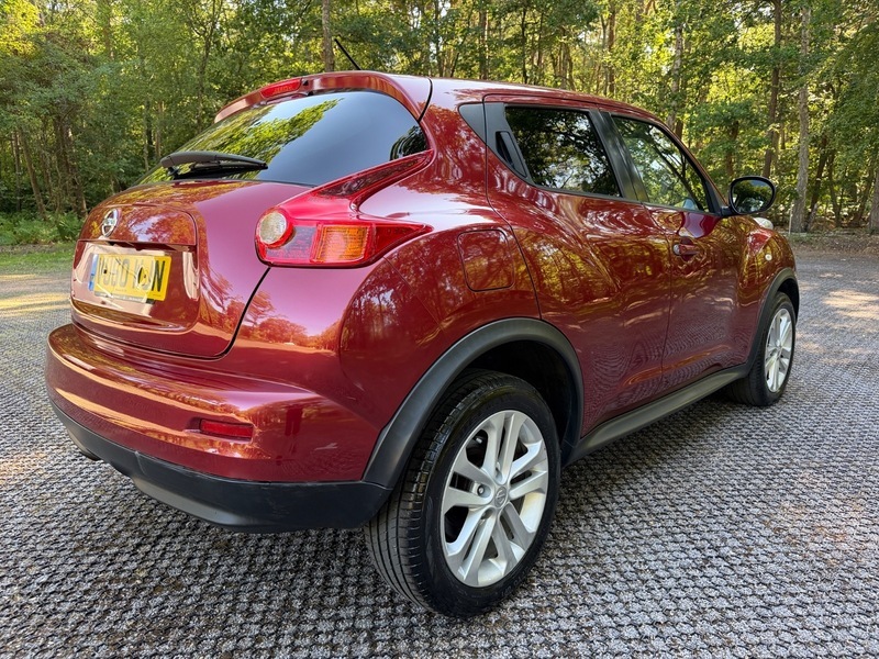 Nissan Juke Suv Red #8