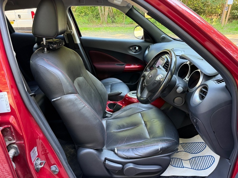Nissan Juke Suv Red #15