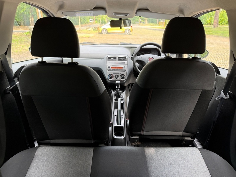Fiat Punto Mylife White #19