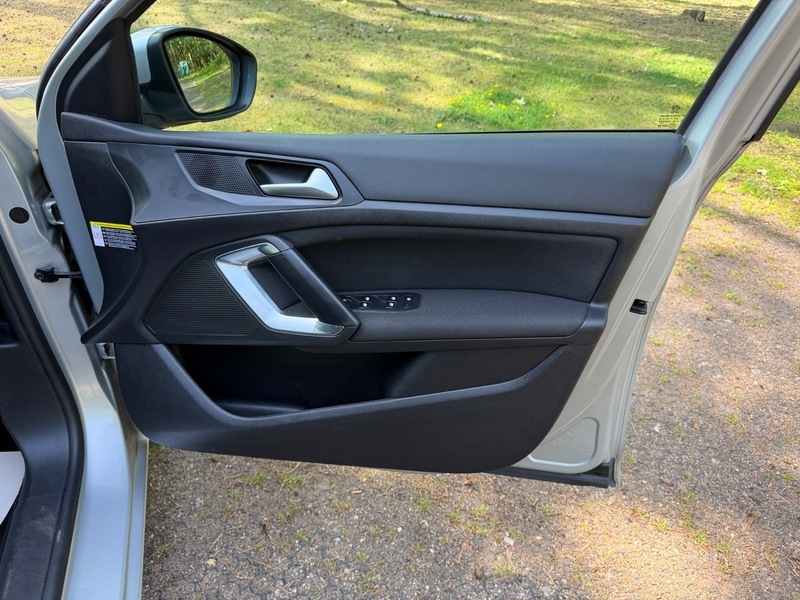 Peugeot 308 1.6 Blue Hdi Ss Grey #46