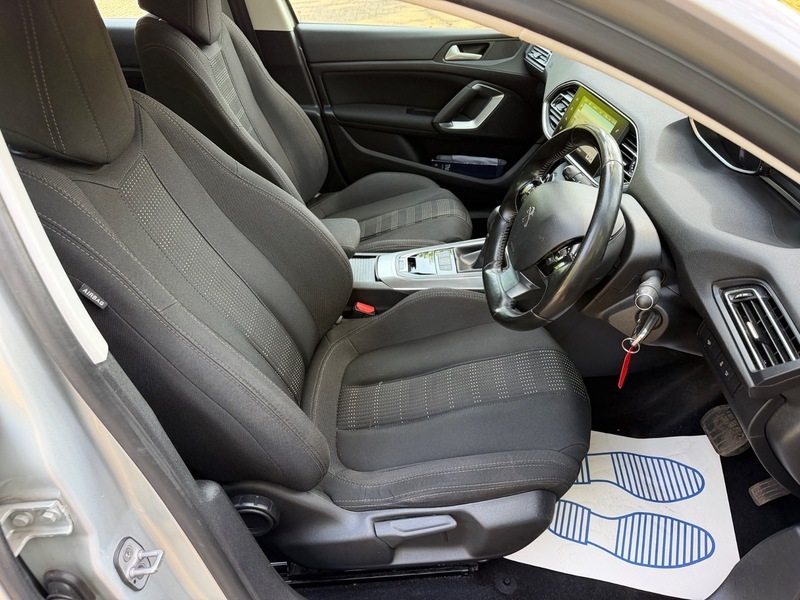 Peugeot 308 1.6 Blue Hdi Ss Grey #15