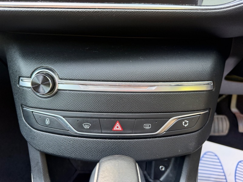 Peugeot 308 1.6 Blue Hdi Ss Grey #33