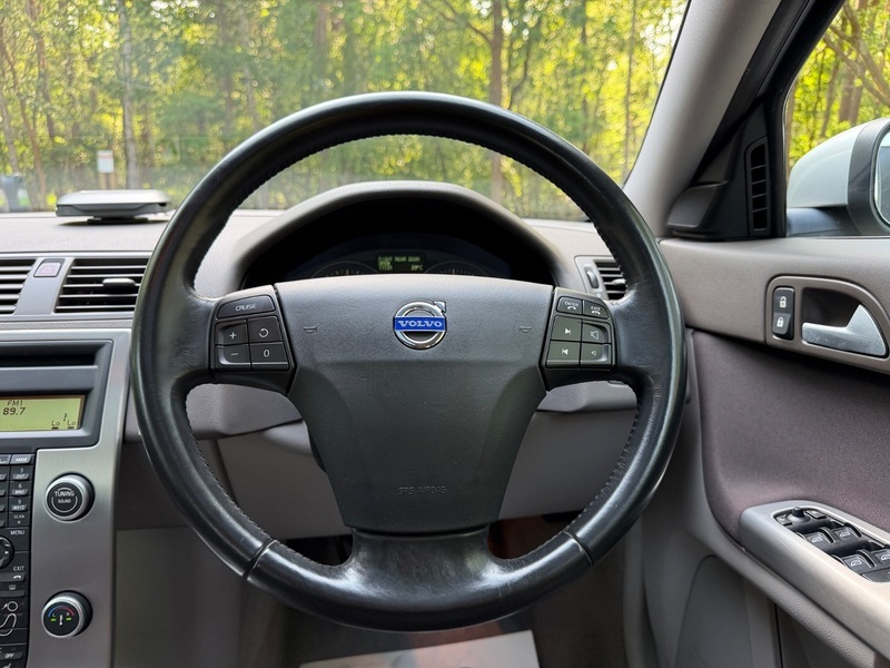 Volvo S40 2.4I Se Lux Geartronic Blue #29