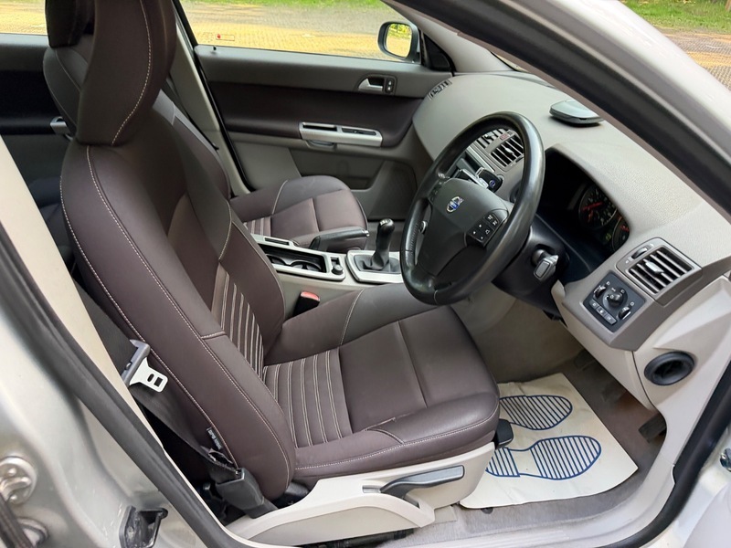 Volvo S40 2.4I Se Lux Geartronic Blue #19