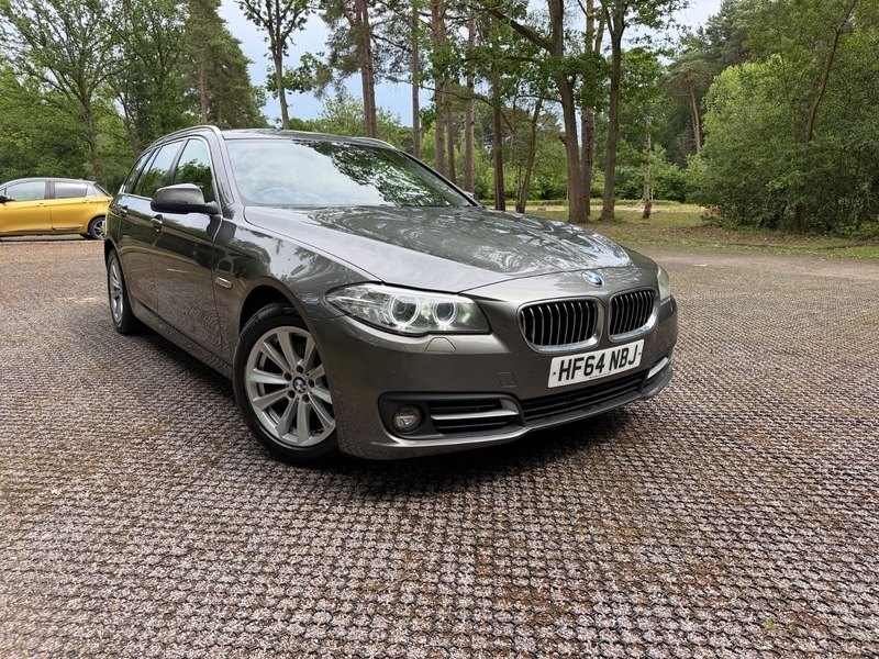 BMW 5 Series 520D Se Touring Grey #4
