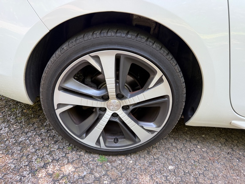Peugeot 308 1.2 Puretech Allure Eat Silver #56