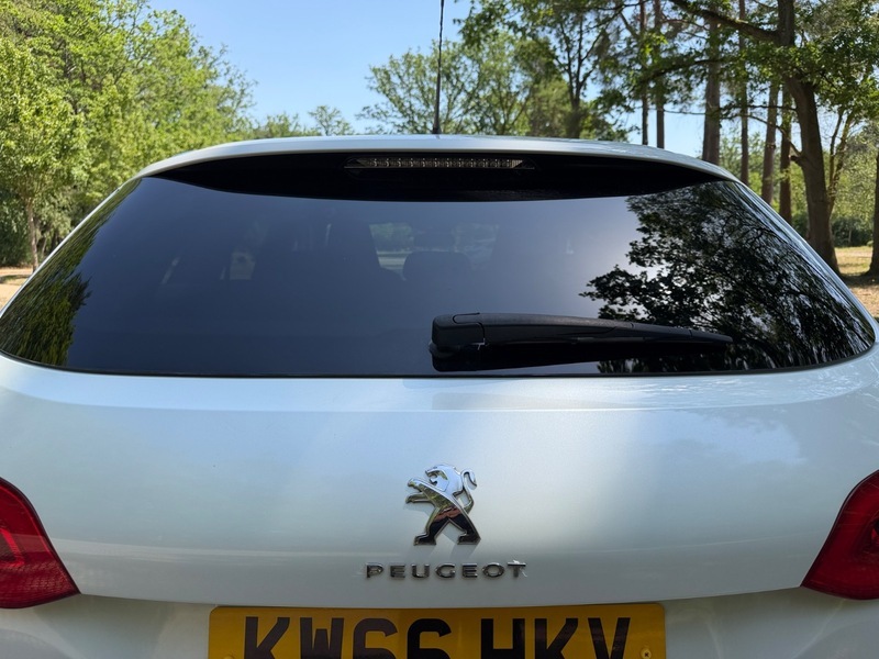 Peugeot 308 1.2 Puretech Allure Eat Silver #42
