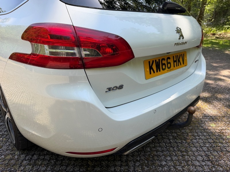 Peugeot 308 1.2 Puretech Allure Eat Silver #44