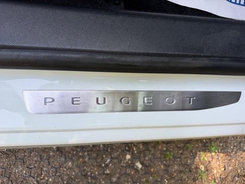 Peugeot 308 1.2 Puretech Allure Eat Silver #40