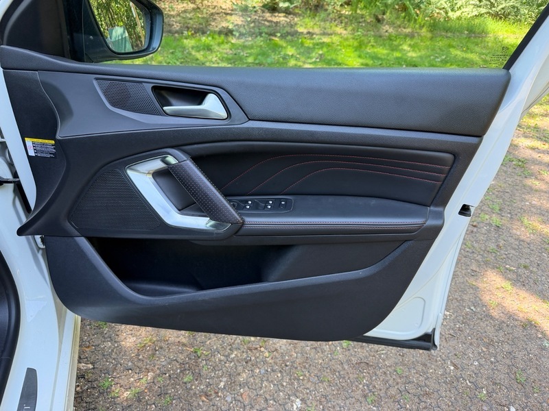 Peugeot 308 1.2 Puretech Allure Eat Silver #52