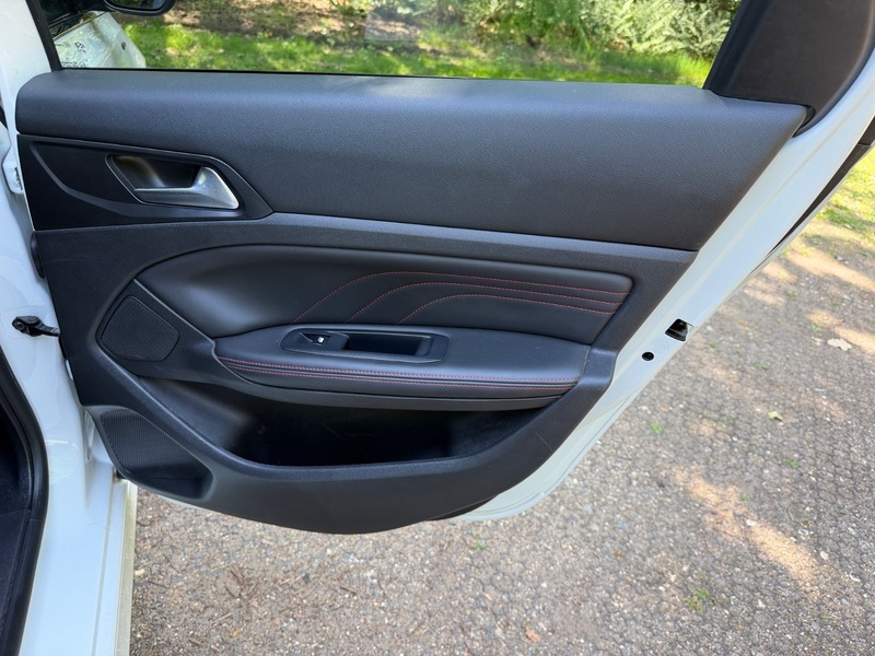 Peugeot 308 1.2 Puretech Allure Eat Silver #53