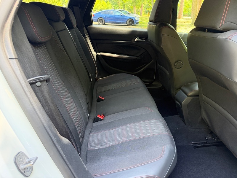 Peugeot 308 Blue Hdi S S White #3
