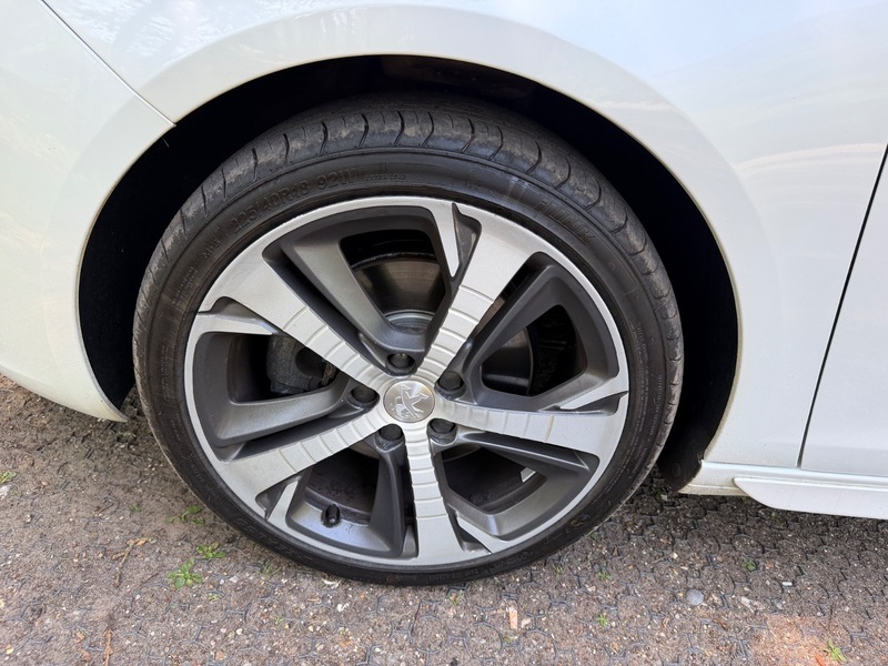 Peugeot 308 1.2 Puretech Allure Eat Silver #58