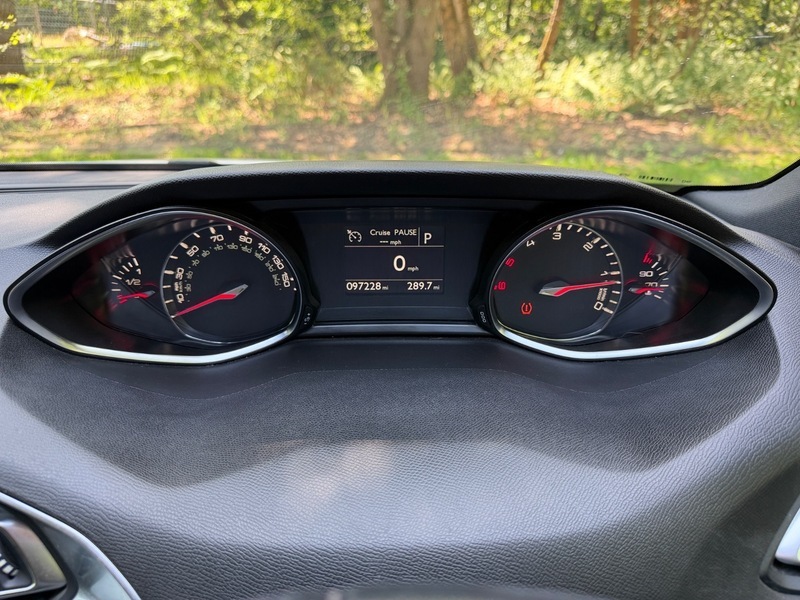 Peugeot 308 1.2 Puretech Allure Eat Silver #23