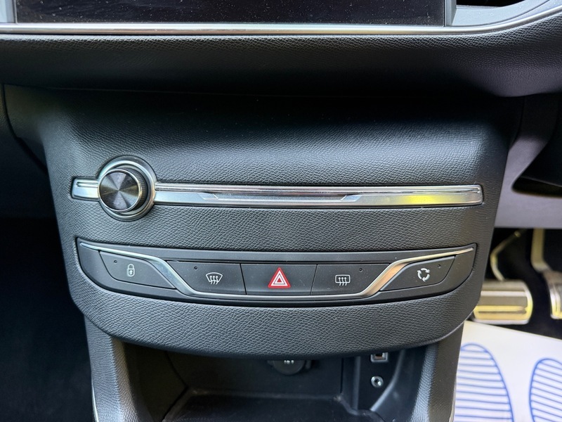 Peugeot 308 1.2 Puretech Allure Eat Silver #26