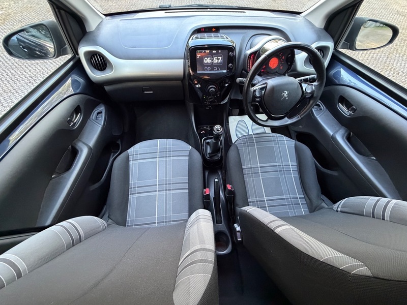 Peugeot 108 Allure Blue #3