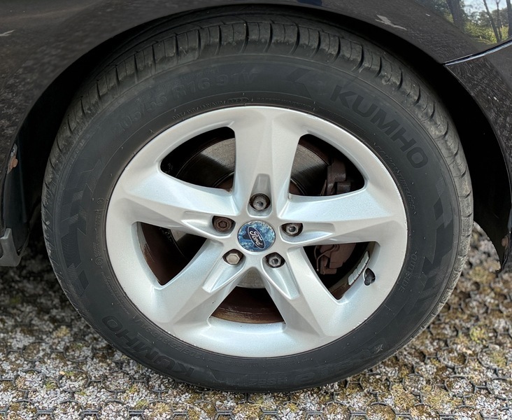 Ford Focus 1.6 Zetec Hatchback Euro 5 105 Blue #19
