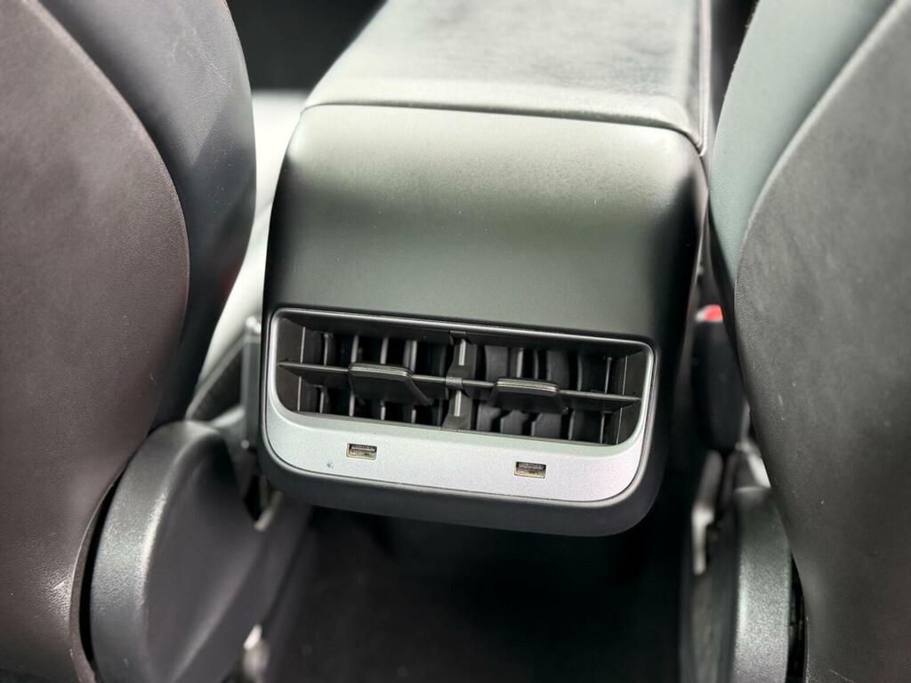 Tesla Model 3 Saloon Dual Motor Performance 4Wde Per White #33