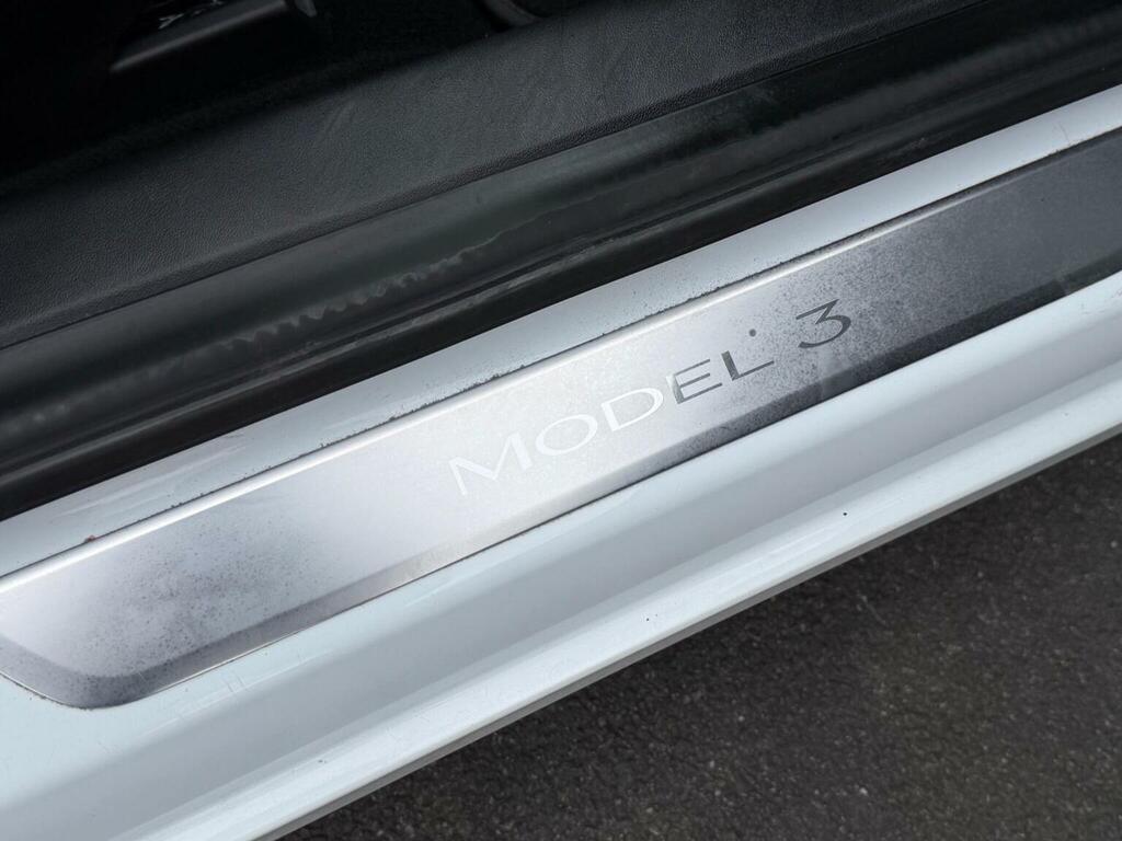 Tesla Model 3 Saloon Dual Motor Performance 4Wde Per White #42