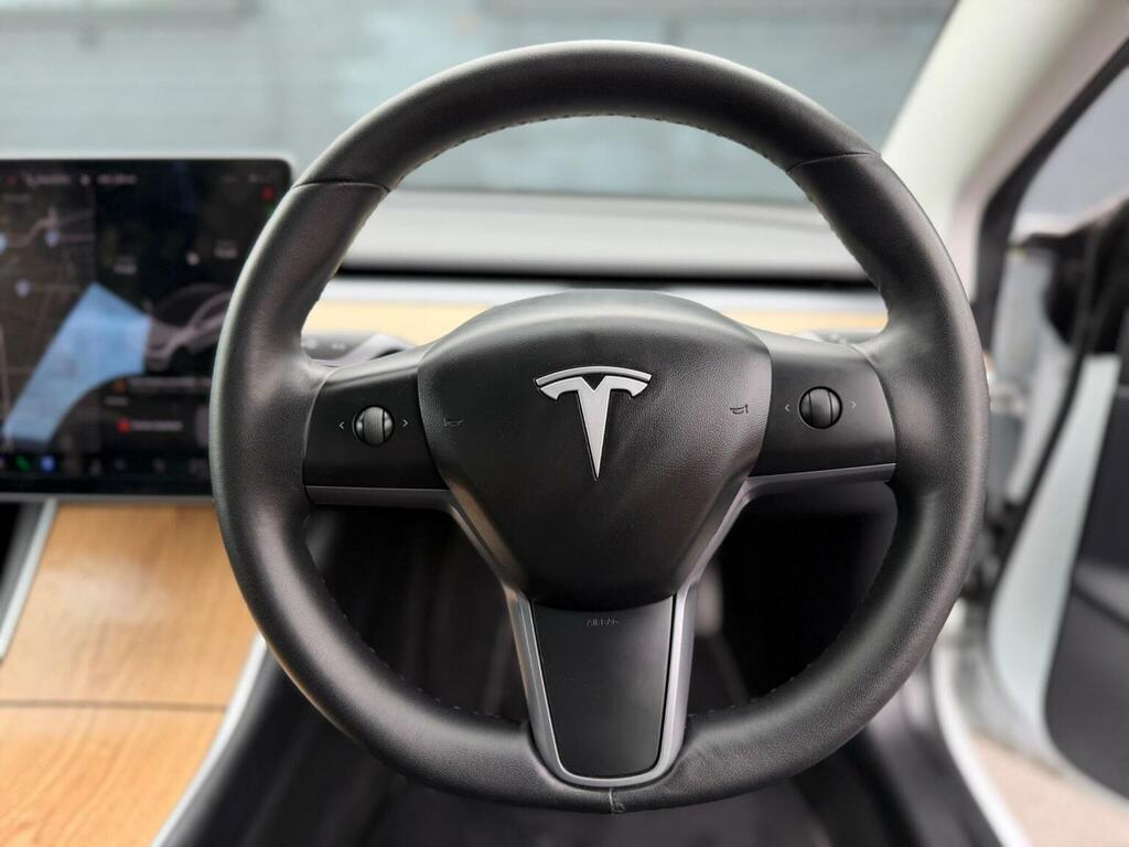 Tesla Model 3 Saloon Dual Motor Performance 4Wde Per White #59
