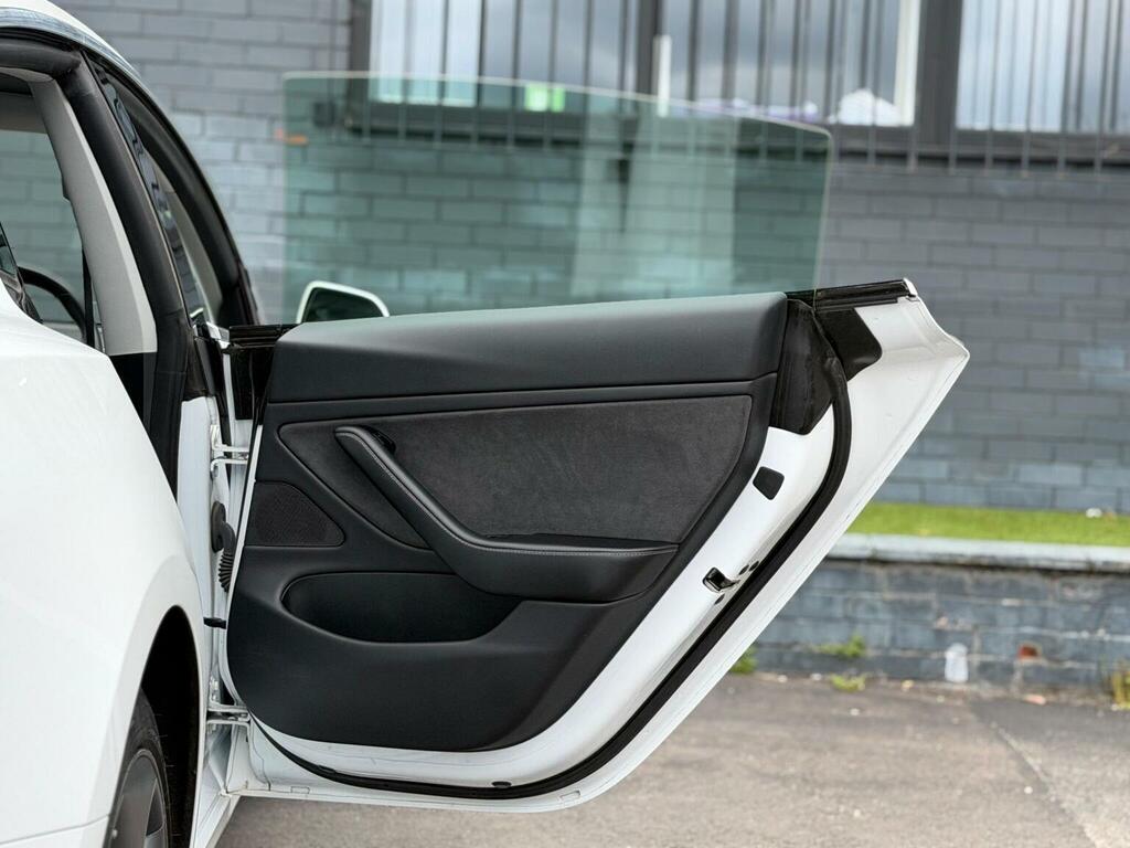 Tesla Model 3 Saloon Dual Motor Performance 4Wde Per White #31