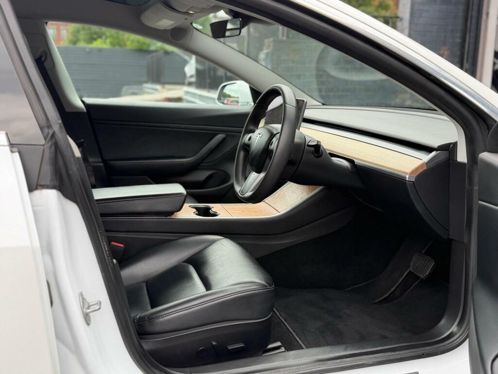 Tesla Model 3 Saloon Dual Motor Performance 4Wde Per White #39