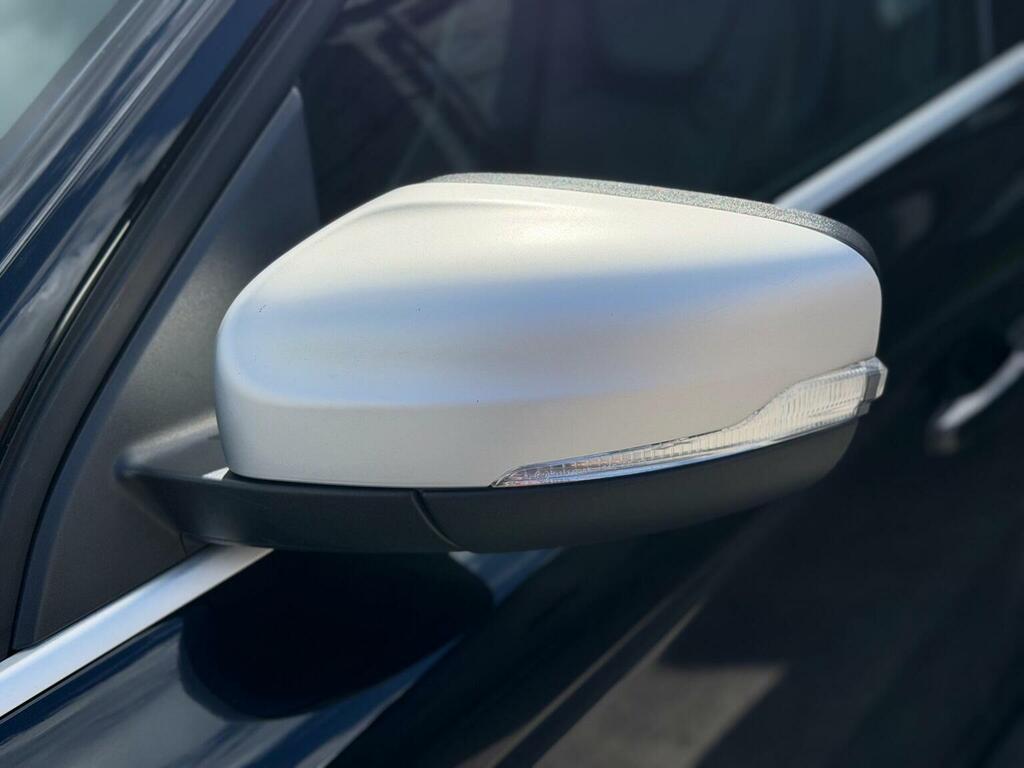Volvo XC60 Silver #10