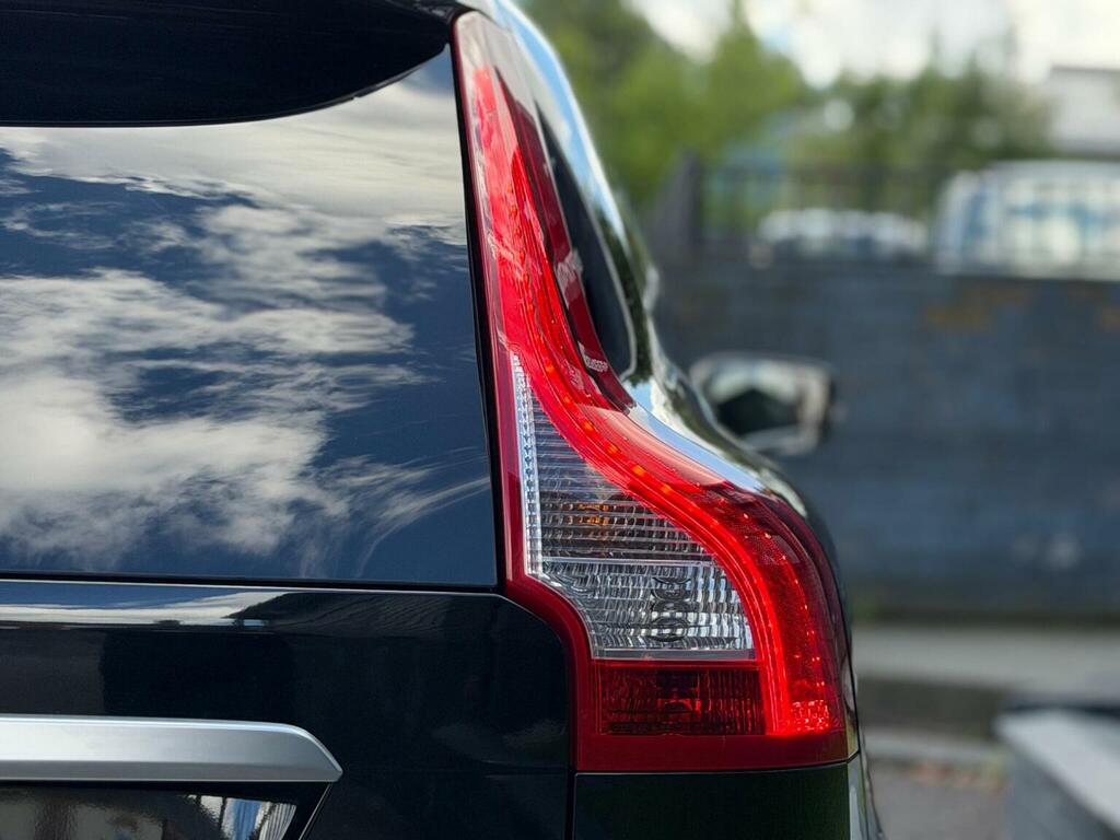 Volvo XC60 Silver #21