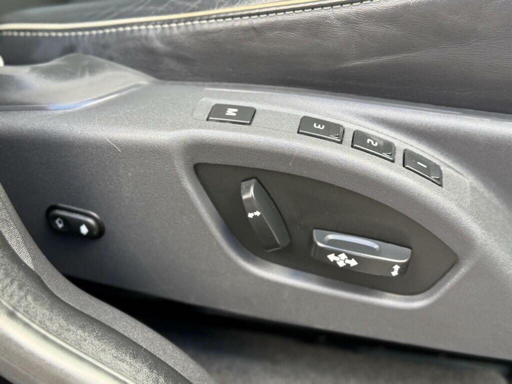 Volvo XC60 Silver #38