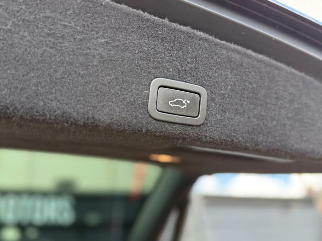 Volvo XC60 Silver #25