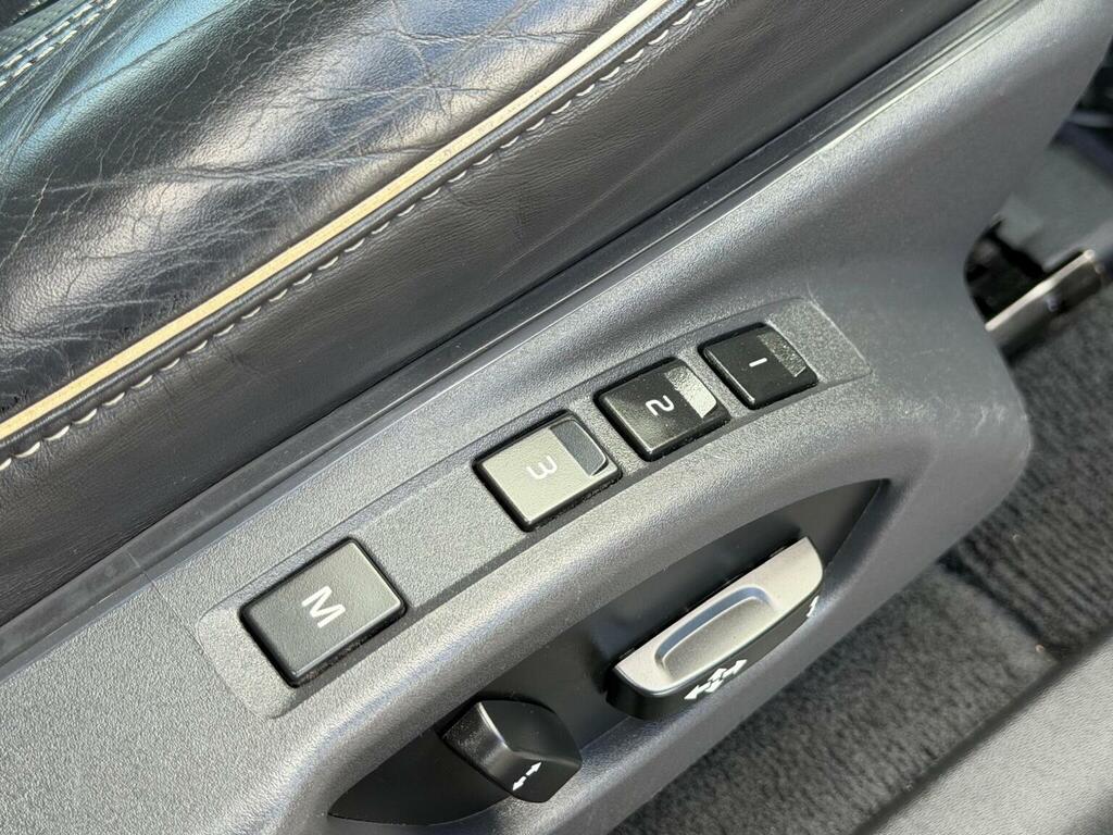 Volvo XC60 Silver #39