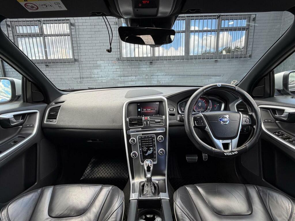 Volvo XC60 2.0 D4 R-design Lux Nav Euro 6 Ss Black #2