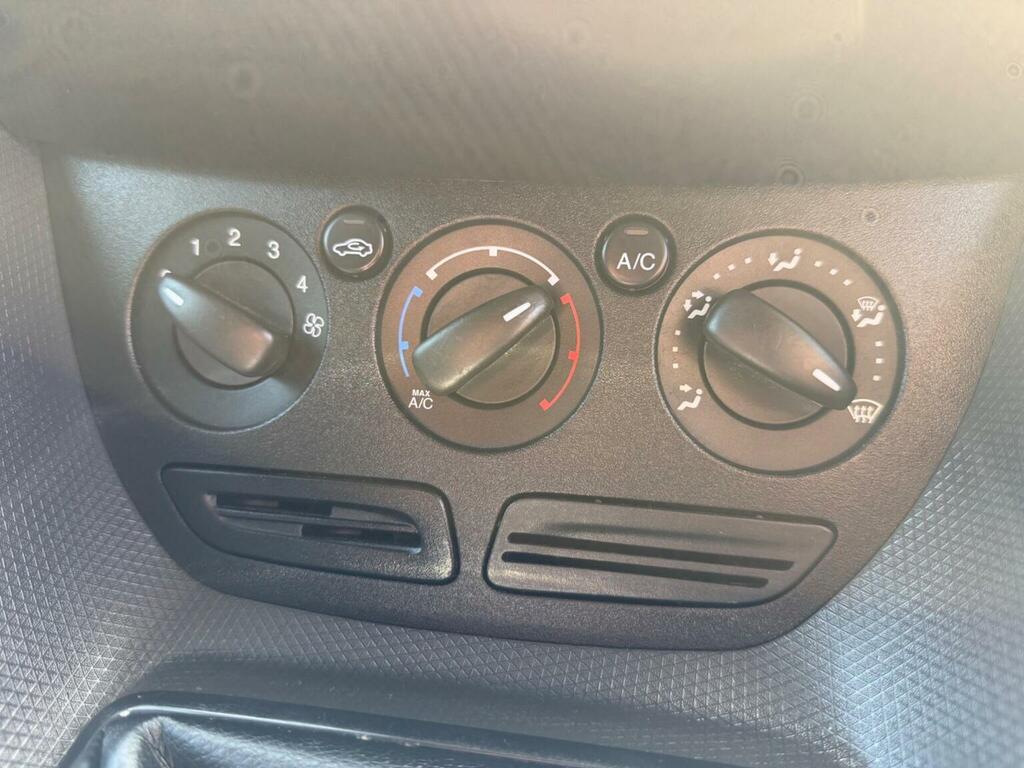Ford Transit Connect Connect 220 Trend Euro 6 Ac Crew Van No Vat U4 Black #13