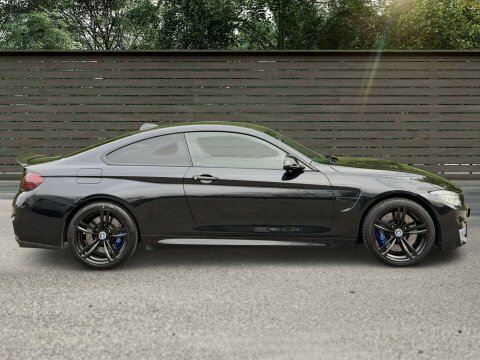 BMW M4 3.0 M4 Black #4