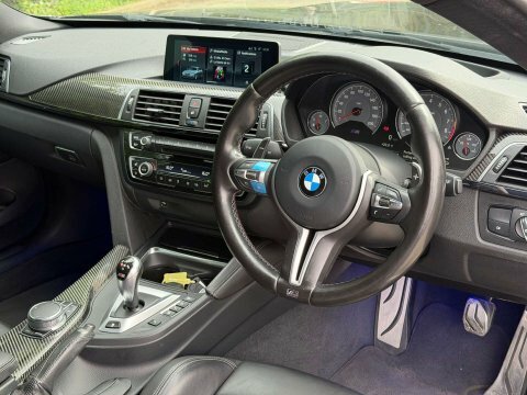 BMW M4 3.0 M4 Black #2