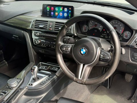 BMW M4 3.0 M4 Competition White #2